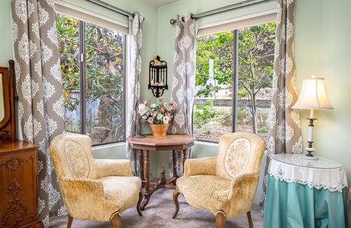 Baywood Park House | Bayside Gem at Elfin Forest