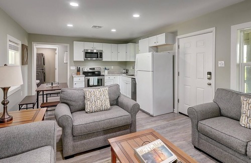 Bayside Cottage | Bayside Getaway 2 Bedroom Cottage by Redawning