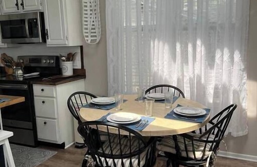 Williams Bay House | Bayside Hideaway, Williams Bay, WI