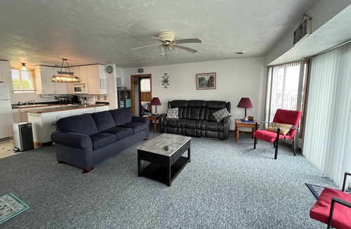 Sterling House | Bayside House in Fair Haven with Boat Dock
