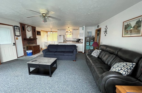 Sterling House | Bayside House in Fair Haven with Boat Dock
