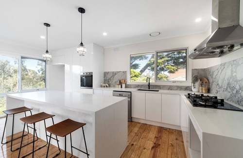 Frankston House | Bayside Oasis by Ready Set Stay