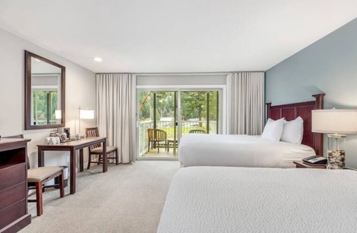 Rosario Hotel | Bayside Queen Ocean Front Island Views