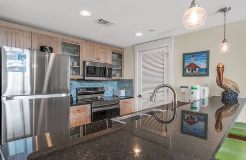 Baytowne Wharf Condo | Bayside Resort ~ Spacious Balcony ~ Resort Pool