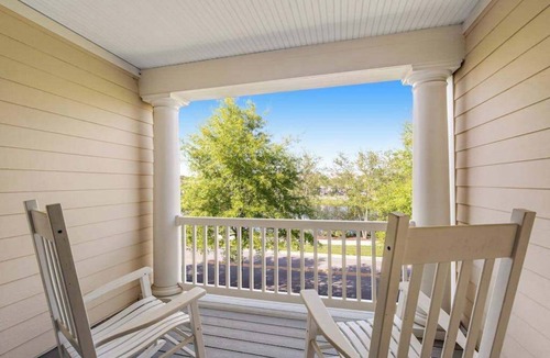 Sun Ridge Condo | Bayside Resort townhouse with golf on-site, pool access, fireplace, & central AC