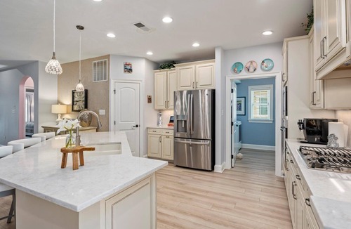 Bayside Villa | Bayside Resort Villa!