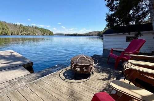 Dorset Cabin | Bayside Retreat: Cozy Cottage w Stunning Lake View