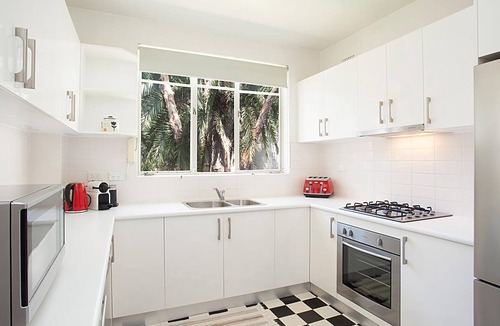 Double Bay Apartment | Bayside Tranquility