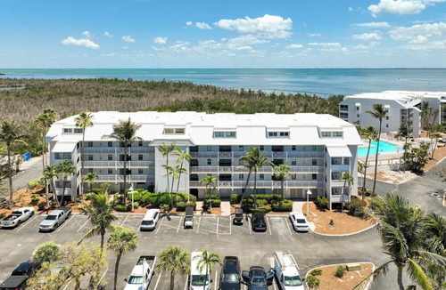 Captiva Condo | Bayside Villa 4224: Bright Corner Unit with Stunning Bay Views