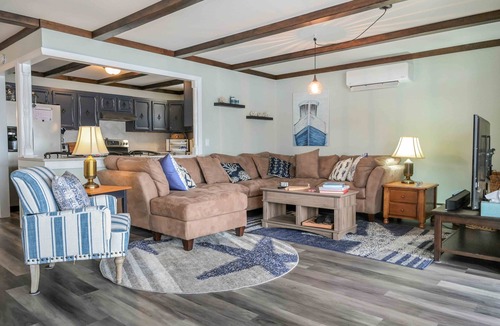 Bucksport Apartment | Bayside vista