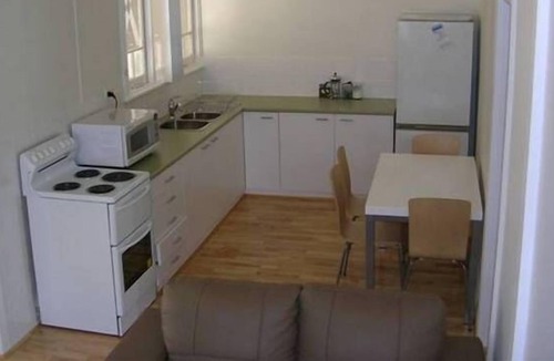 Vincentia Cabin | Bayswater Beach House - Unit 2