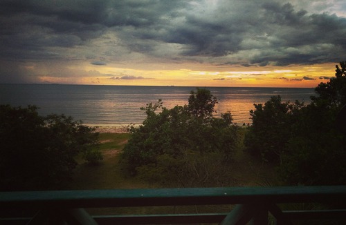 Si Rusa Apartment | Bayu Beach Apartment PD