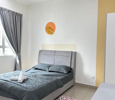 Bukit Jong Apartment | Bayu Temiang - 5pax Pool View