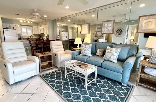 Orange Beach Condo | Bayview 82 2 Bedroom Condo by RedAwning