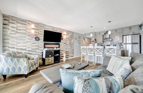Rocky Point Condo | Bayview Balcony Condo, Heated Pool + Bar & Grill!