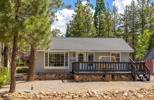 Boulder Bay House | Bayview Bungalow | Kayaks | Walk to Lake | EV