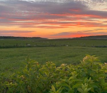 Hunspow Apartment | Bayview Cottage, Dunnetbay accommodation