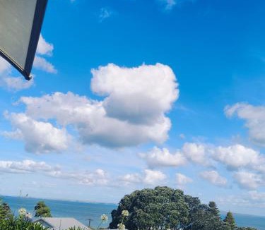 Browns Bay House | Bayview Holiday Flat