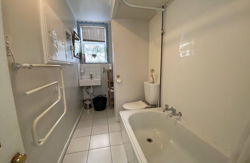 Oriental Bay Apartment | Bayview house in Oriental Parade