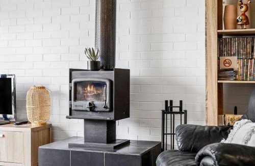 Lorne Apartment | Bayview Number Four