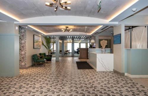 Port Stanton Hotel | Bayview Wildwood Resort, an Ascend Collection Resort