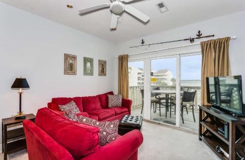 Pensacola Beach House | Baywatch A8
