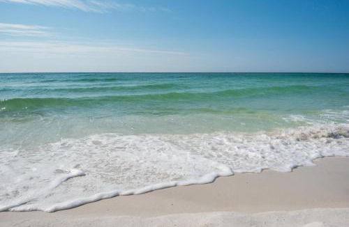 Pensacola Beach Apartment | Baywatch C10