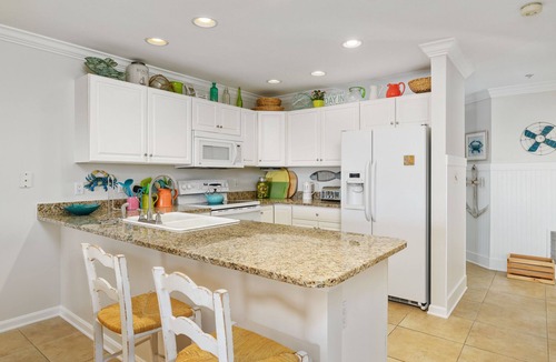 Heron Harbour Isle Condo | Baywatch II 301B at Heron Harbour by Seaside Vacations & Sales