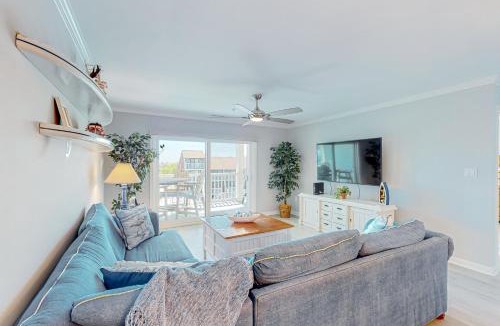 Heron Harbour Isle Apartment | Baywatch III 304D