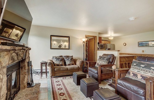 Wildernest Condo | BB204 Buffalo Village