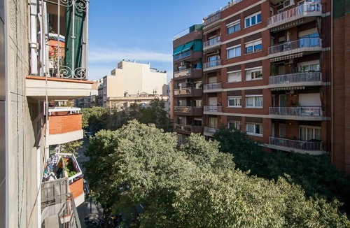 el Camp d'en Grassot i Gracia Nova Apartment | BBarcelona Gaudí Flats