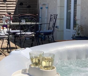 Saint-Hippolyte House | Bblodges Loches Beauval