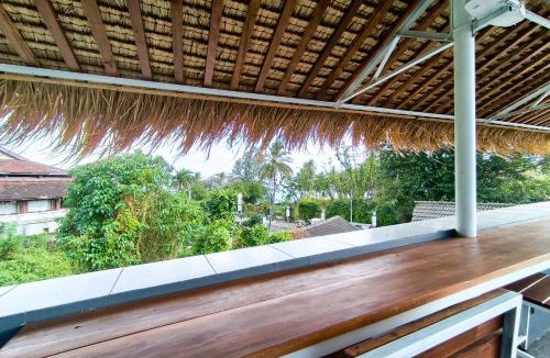 Senggigi House | BC Inn near Senggigi Harbour RedPartner