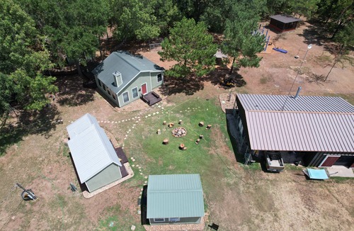 Telephone Cabin | BDB 3: Exclusive Buyout: 4 Cabins
