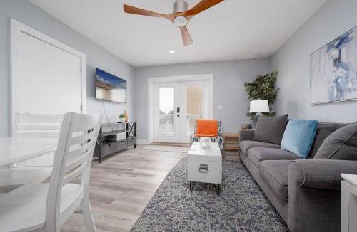 Jacksonville Beach Apartment | Be A Nomad - Oceanfront for Big Groups - Combined Top
