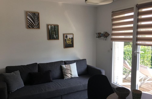 Merville-Franceville-Plage Apartment | Beachfront Studio in Merville-Franceville with Terrace for 3 Guests