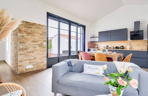 La Gueriniere House | Beach 400 m away - House for 4 with terrace