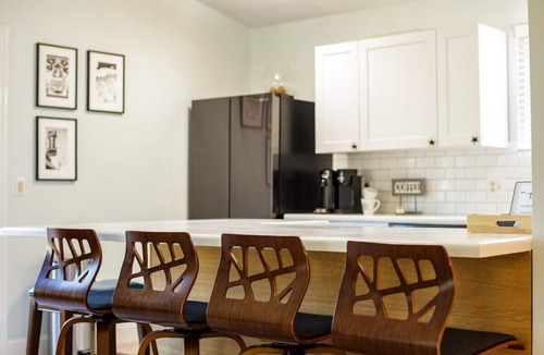 Saunderstown House | Beach Access! Arcade and central air!