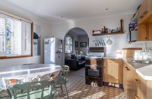 Berrara House | Beach and Bush Getaway