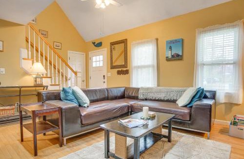 Mashpee House | Beach and Lake Access Group Getaway in Mashpee!
