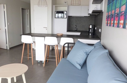 La Tranche-sur-Mer Apartment | Beach apartment, pool, balcony, pets, parking