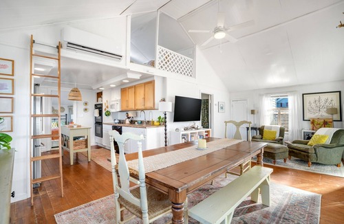 Birdsnest Cottage | Beach Bettie's | Chesapeake Bay Waterfront Cottage w/Sunset Views, Secluded Charm Near Cape Charles