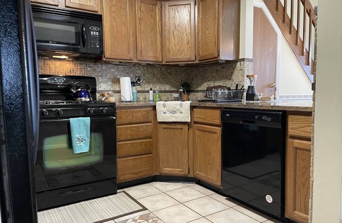 Seaside Heights Condo | Beach block - 3 BR/2 bath condo with 2 car parking