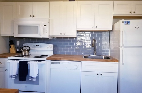 Brigantine House | Beach block! 4 Bed 2 Bath - 1st floor duplex!