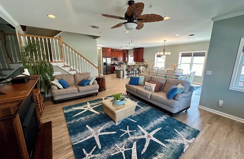 Wildwood Crest House | Beach Block End Unit with Ocean Views From All Rooms!
