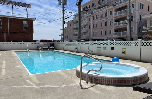 Wildwood Crest House | Beach Block End Unit with Ocean Views From All Rooms!