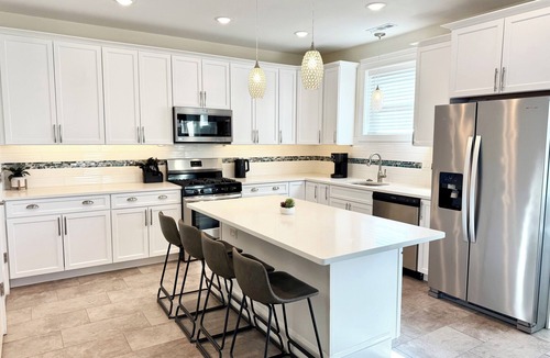 Sea Isle City House | Beach Block heart of Downtown Walk to Everything