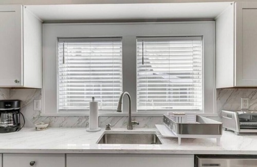Pipes Cove House | Beach Block Hideaway