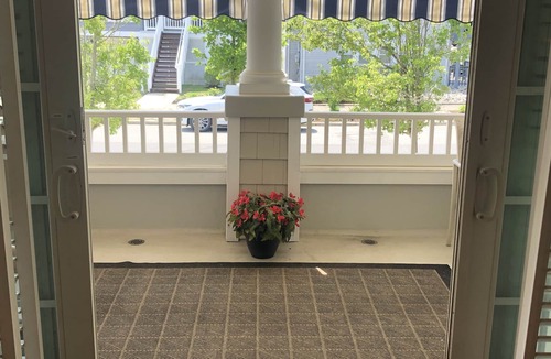 Gardens Condo | Beach Block Newer 1st Floor Immaculate Condition - Elevator