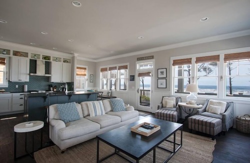 Seabrook House | Beach Bluff: Oceanfront, Hot Tub, Dog Friendly!